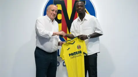 Pépé junto a Fernando Roig Pépé junto a Fernando Roig