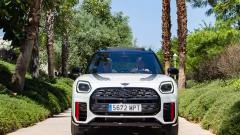 Conocemos el MINI Countryman JCW, durante todo el recorrido hasta El Coso de Burriana. Conocemos el MINI Countryman JCW, durante todo el recorrido hasta El Coso de Burriana.
