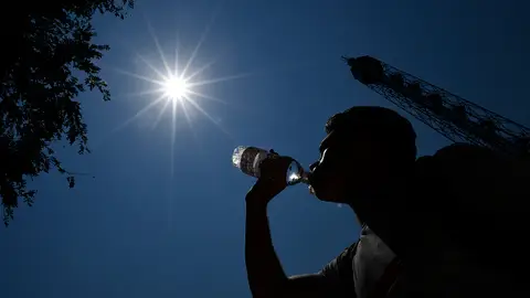 El calor resiste una semana más con 40 grados en algunas zonas y noches tropicales. El calor resiste una semana más con 40 grados en algunas zonas y noches tropicales.