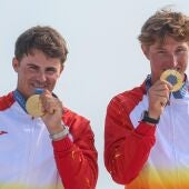 Diego Botín y Florian Trittel ganaron la medalla de oro en la clase 49er de los Juegos Olímpicos de París, tras quedar también primeros en la 'Medal Race'.