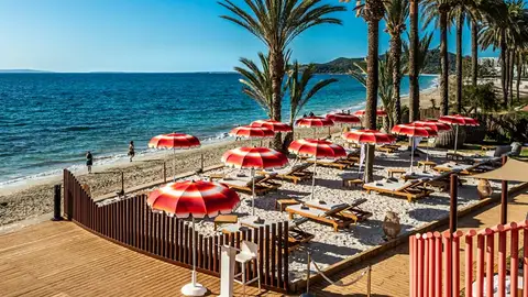 Seahorse Ibiza, el restaurante y beach club que Vibra Hotels ha abierto en el Hotel Algarb de Platja d'en Bossa Seahorse Ibiza, el restaurante y beach club que Vibra Hotels ha abierto en el Hotel Algarb de Platja d'en Bossa