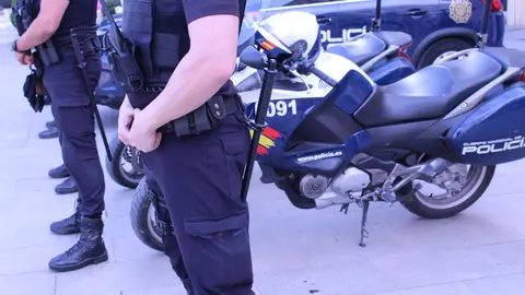 Policía Nacional en un operativo Policía Nacional en un operativo