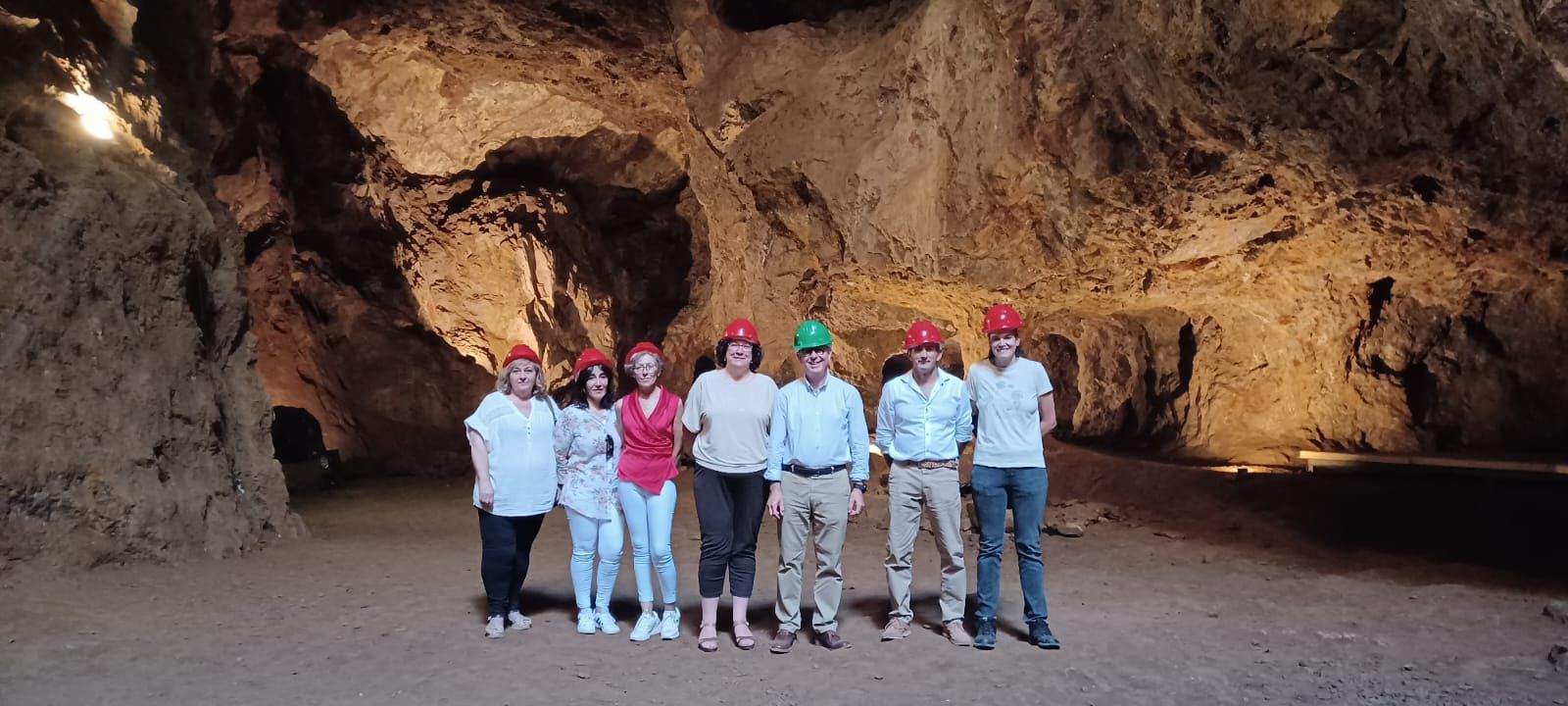 La Junta de Extremadura invertirá más de 400.000 euros en un centro de interpretación en la mina de La Jayona La Junta de Extremadura invertirá más de 400.000 euros en un centro de interpretación en la mina de La Jayona