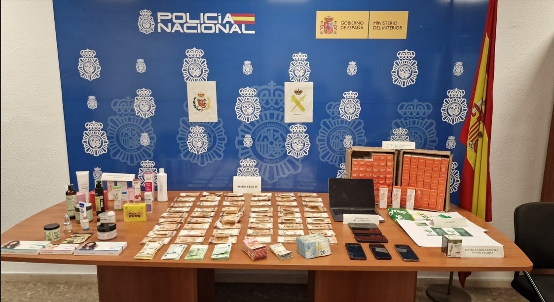 Más de 500.000 pastillas incautadas y 20 arrestados en una operación contra la venta ilegal de adelgazantes Más de 500.000 pastillas incautadas y 20 arrestados en una operación contra la venta ilegal de adelgazantes