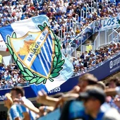 Los aficionados del Málaga en el estadio de La Rosaleda Los aficionados del Málaga en el estadio de La Rosaleda