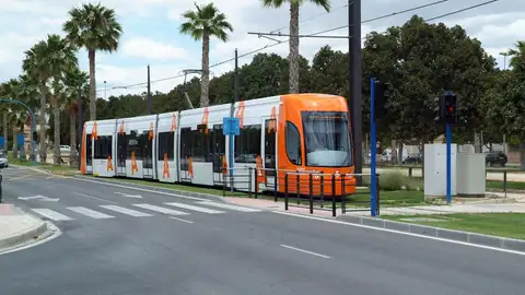 El TRAM d'Alacant en imagen de archivo El TRAM d'Alacant en imagen de archivo