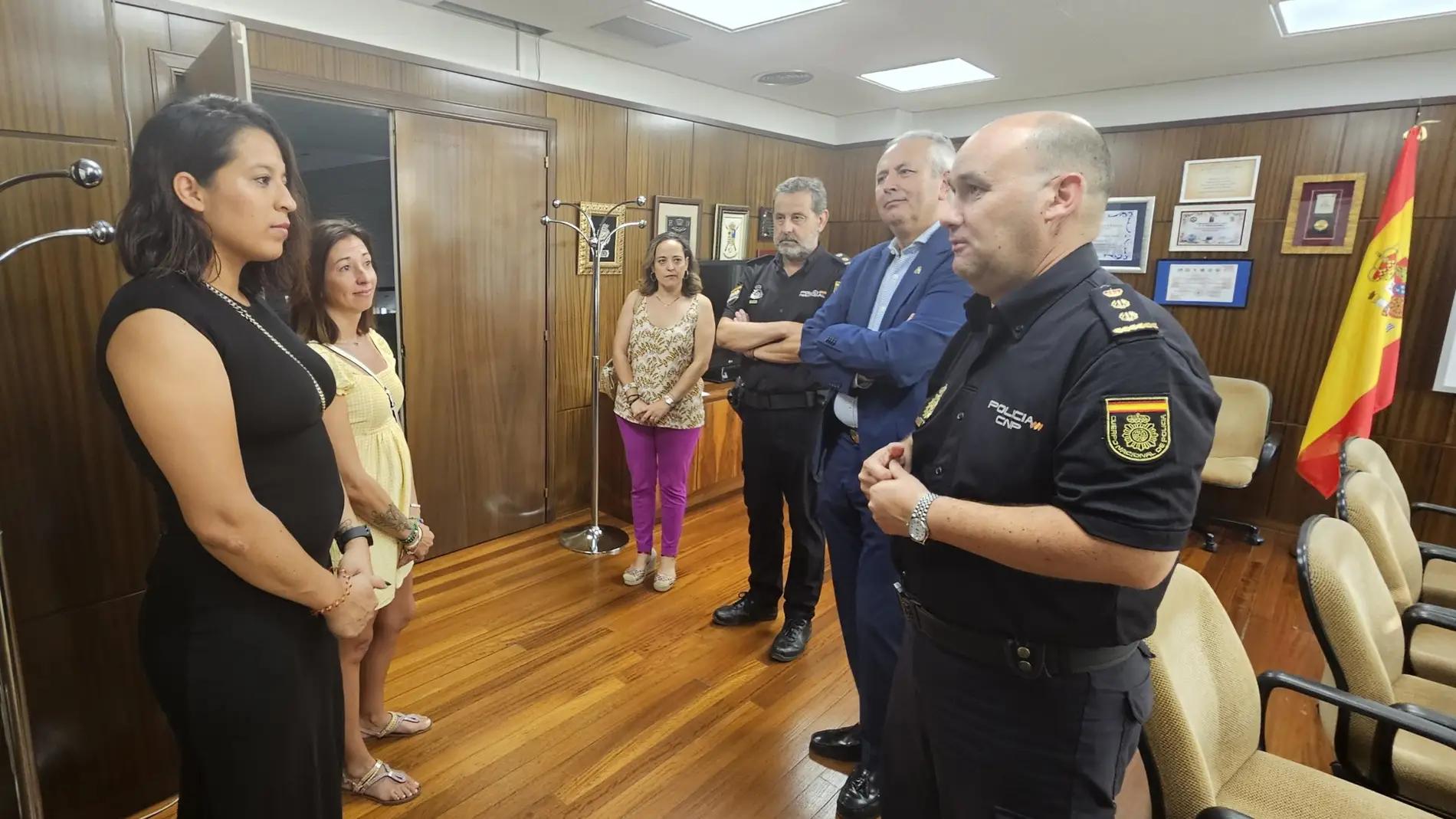 Reconocimiento a una ciudadana que evitó una agresión machista. Reconocimiento a una ciudadana que evitó una agresión machista.