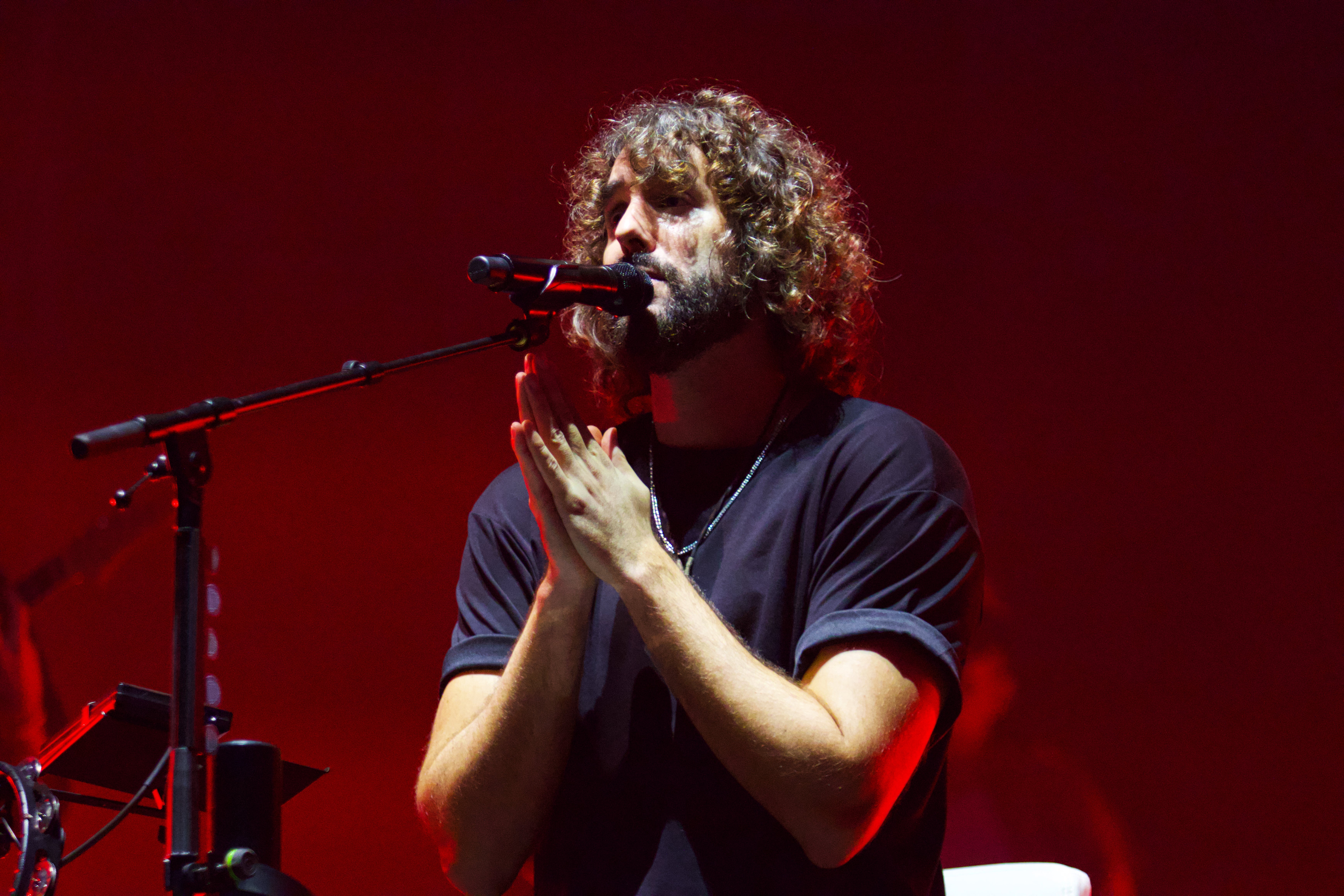 El Santander Music Festival congrega a más de 10.000 asistentes en la Campa de la Magdalena El Santander Music Festival congrega a más de 10.000 asistentes en la Campa de la Magdalena