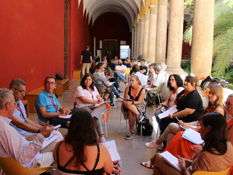 La Plataforma del Voluntariat de la Comunitat Valenciana se une al portal "Negocios Sostenibles" de la Cámara de Comercio de València La Plataforma del Voluntariat de la Comunitat Valenciana se une al portal "Negocios Sostenibles" de la Cámara de Comercio de València