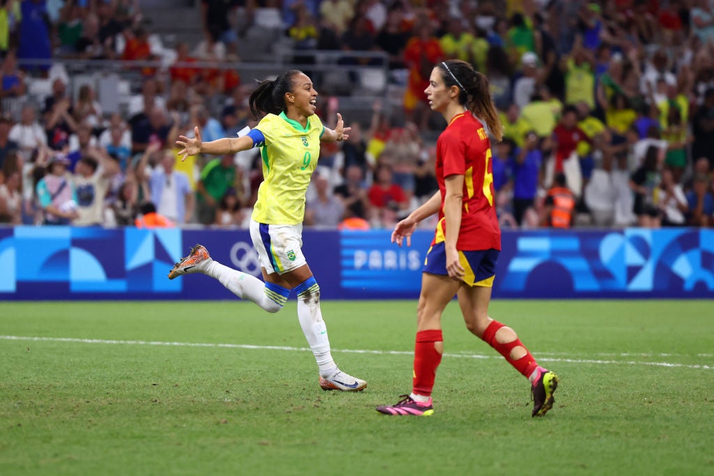 España cae ante Brasil y peleará por el bronce contra Alemania España cae ante Brasil y peleará por el bronce contra Alemania