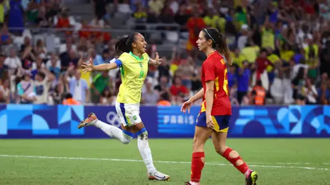 España cae ante Brasil y peleará por el bronce contra Alemania España cae ante Brasil y peleará por el bronce contra Alemania