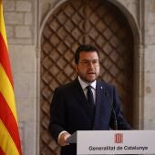 El president de la Generalitat en funciones, Pere Aragonès, durante una rueda de prensa tras la reunión semanal del Consell Executiu, en el Palau de la Generalitat.