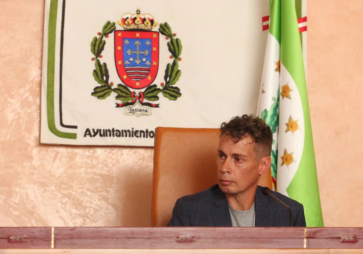 El Ayuntamiento de Villablino aprueba una moción para reclamar un León Solo El Ayuntamiento de Villablino aprueba una moción para reclamar un León Solo