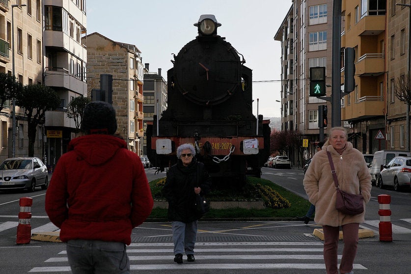 Socialistas urxen ó goberno municipal que restaure a locomotora de A Ponte Socialistas urxen ó goberno municipal que restaure a locomotora de A Ponte