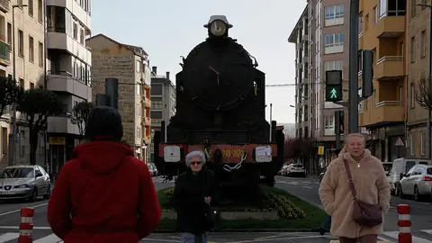 Socialistas urxen ó goberno municipal que restaure a locomotora de A Ponte Socialistas urxen ó goberno municipal que restaure a locomotora de A Ponte