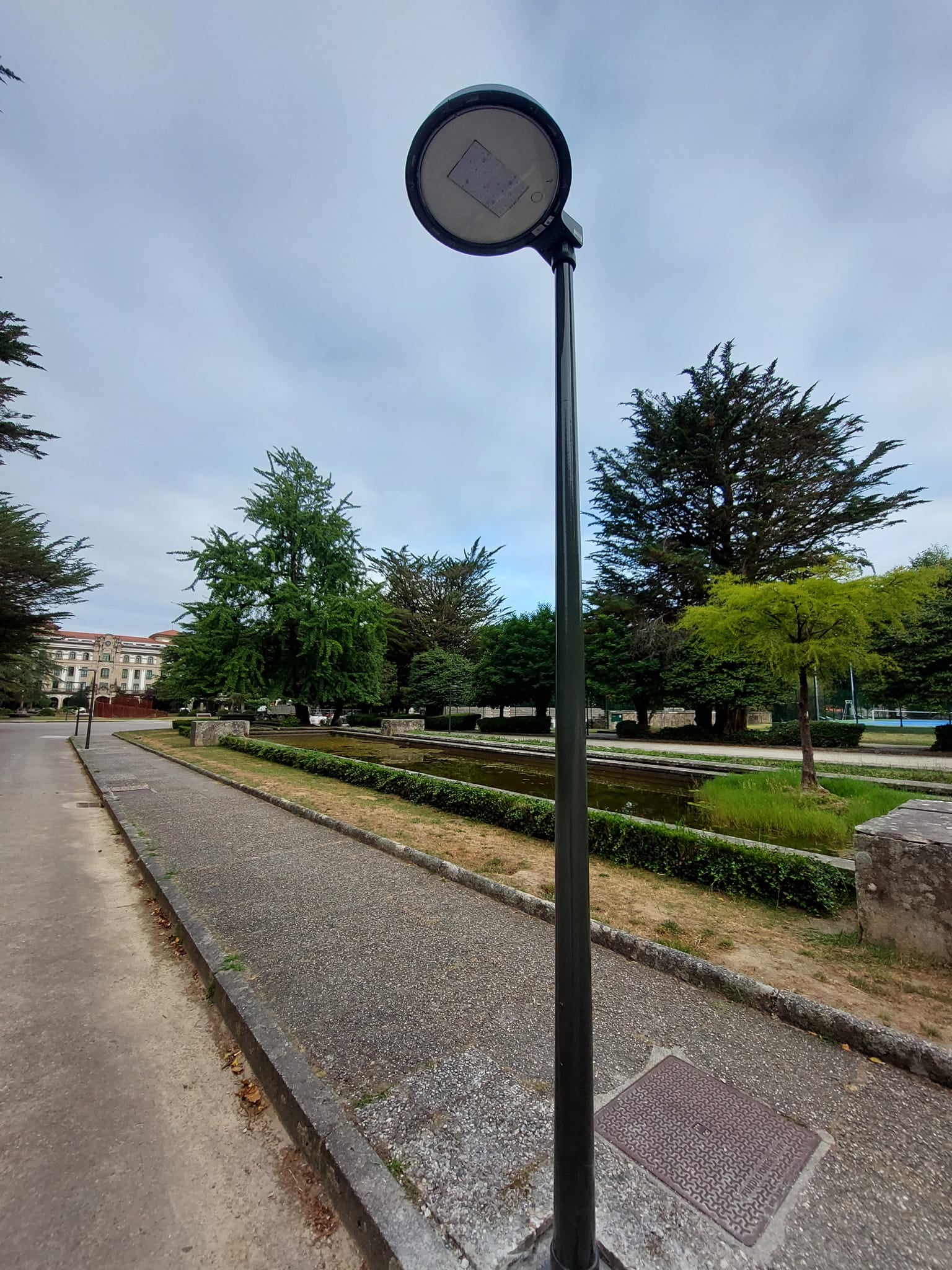 Renuevan las luminarias y las farolas del Campus Sur, Casco Histórico y Fontiñas, entre otros puntos de Santiago, este mes de agosto Renuevan las luminarias y las farolas del Campus Sur, Casco Histórico y Fontiñas, entre otros puntos de Santiago, este mes de agosto