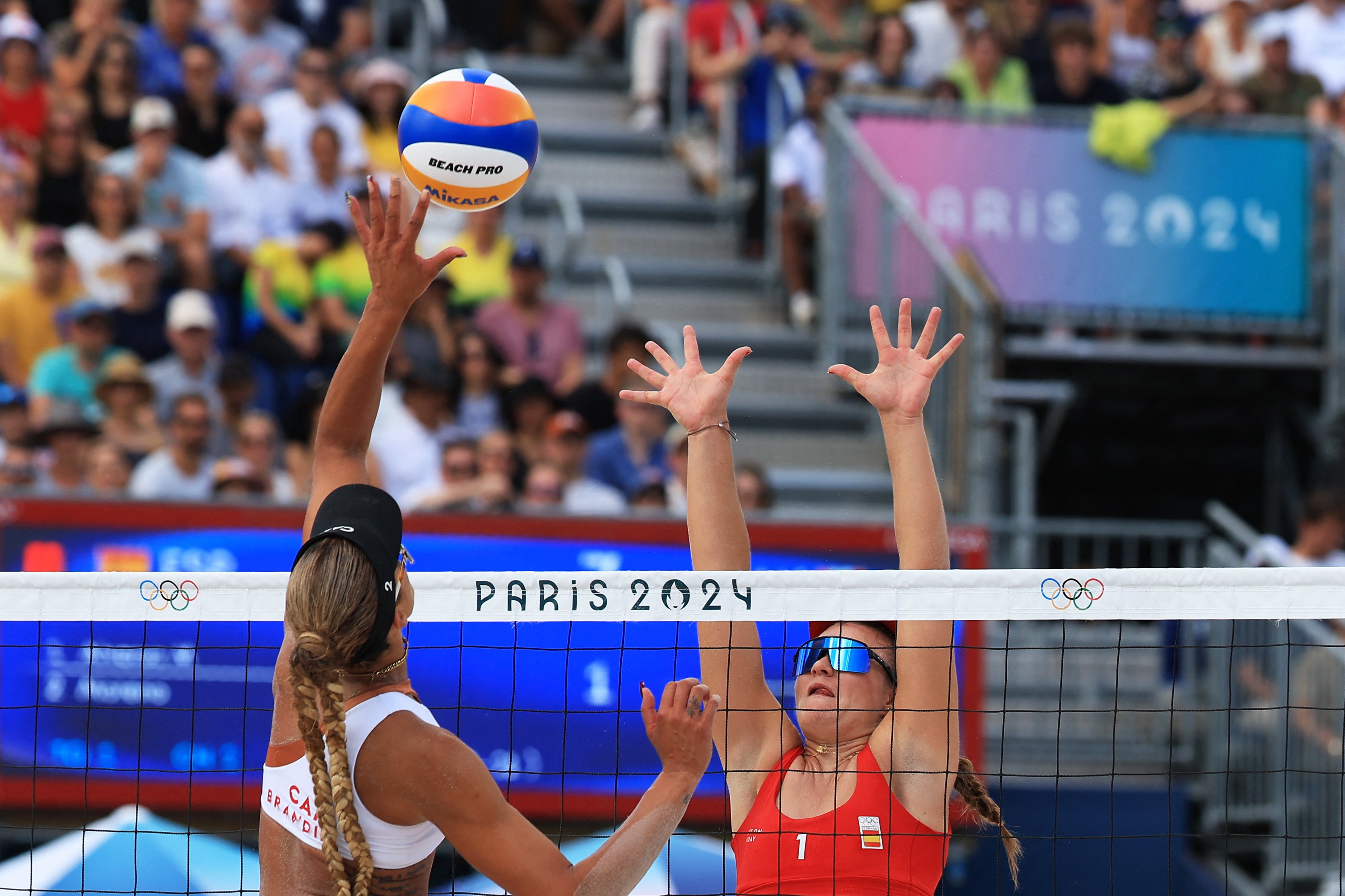Daniela Álvarez y Tania Moreno, eliminadas en cuartos de final de vóley playa Daniela Álvarez y Tania Moreno, eliminadas en cuartos de final de vóley playa