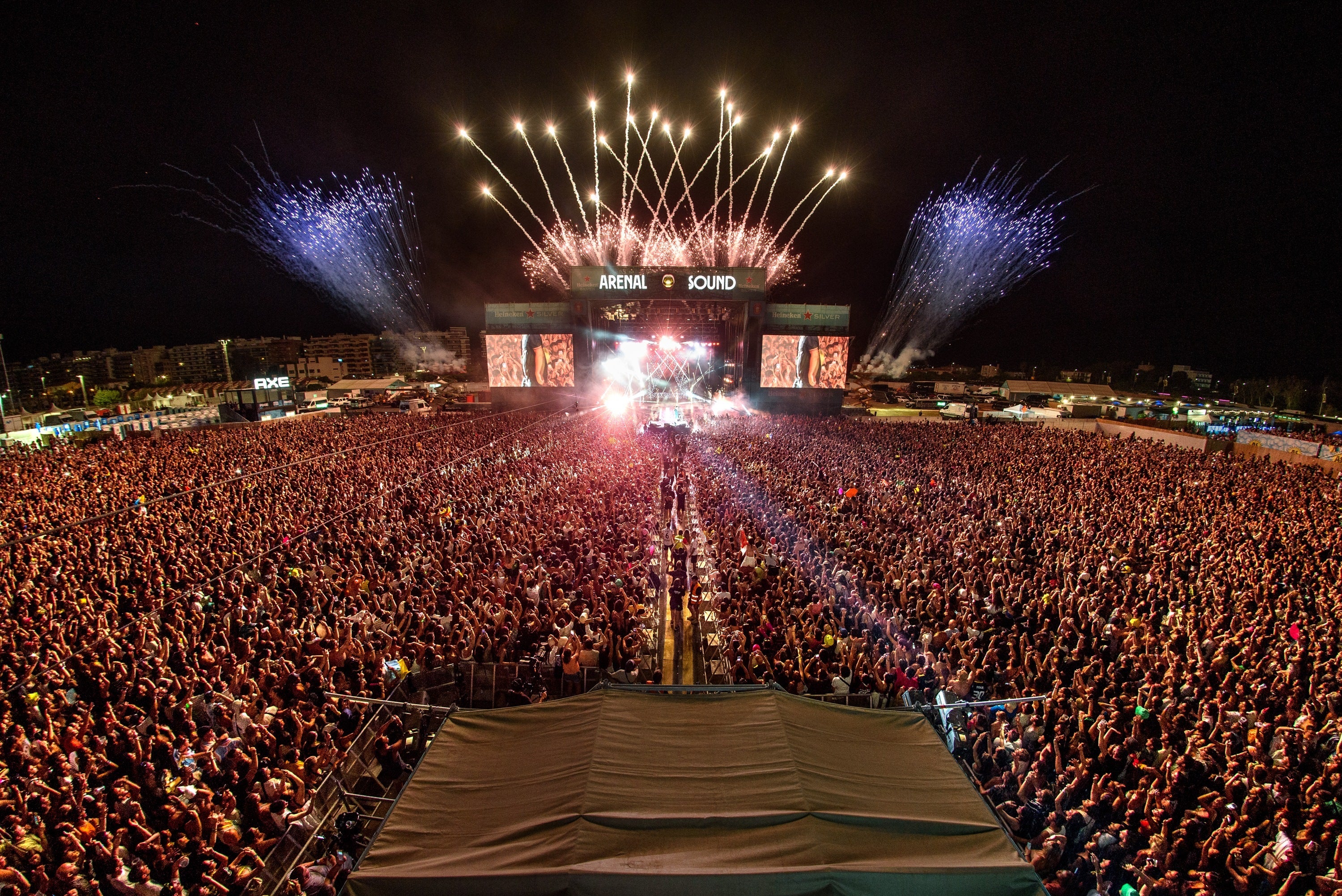 Investigan un accidente en el Arenal Sound en el que una joven resultó herida Investigan un accidente en el Arenal Sound en el que una joven resultó herida
