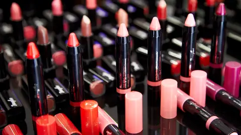 Sanidad informa de la retirada de un cosmético por suponer un riesgo grave para la salud Sanidad informa de la retirada de un cosmético por suponer un riesgo grave para la salud