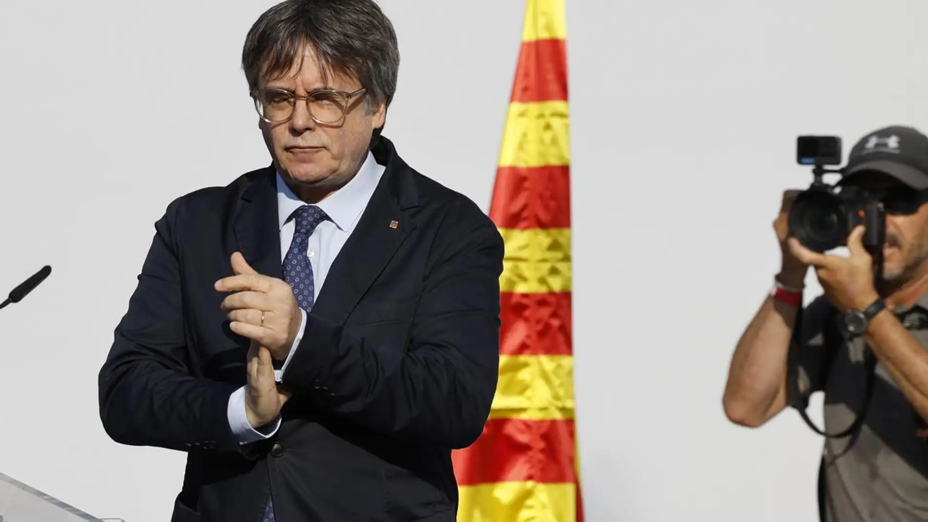 Puigdemont en su intervención hoy en Barcelona, antes de volver a desaparecer Puigdemont en su intervención hoy en Barcelona, antes de volver a desaparecer