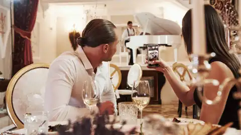 Un plan para las noches de verano: cenar con música en directo Un plan para las noches de verano: cenar con música en directo