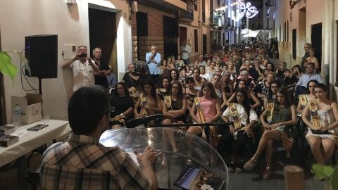 poes&iacute;a a la calle en La Nuc&iacute;a