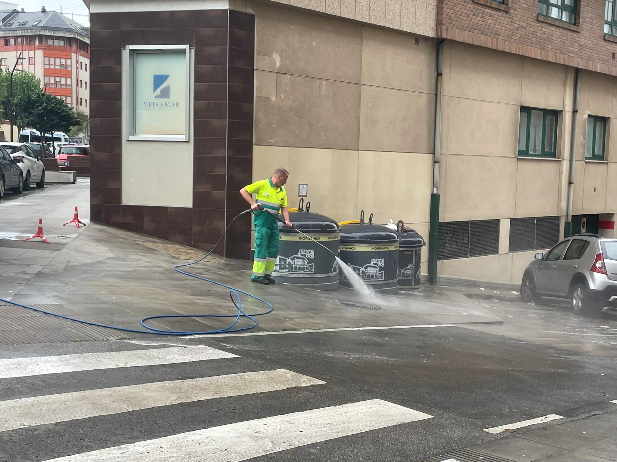 Los trabajadores desconvocan la huelga de recogida de basura en A Coruña Los trabajadores desconvocan la huelga de recogida de basura en A Coruña