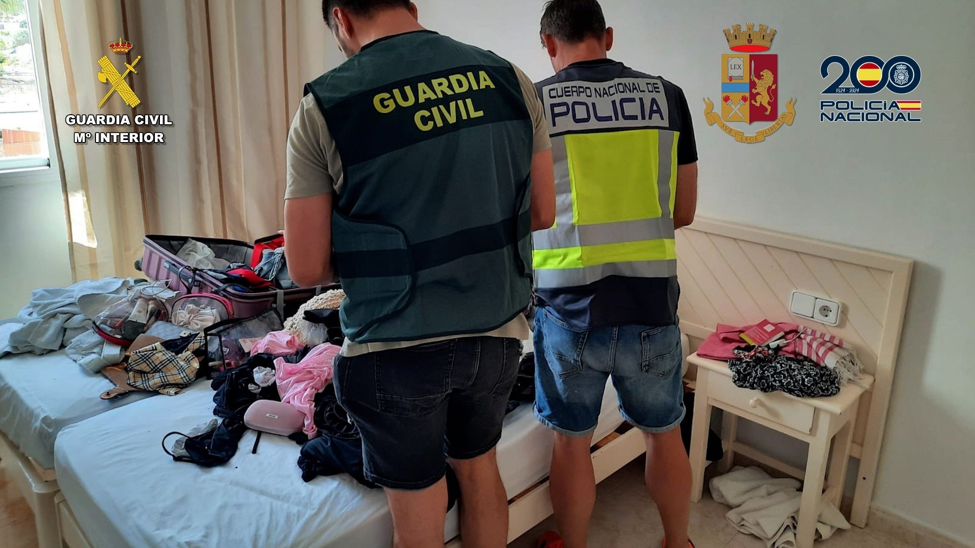 Cinco detenidos por robar con violencia ocho relojes de alta gama en el centro de Madrid Cinco detenidos por robar con violencia ocho relojes de alta gama en el centro de Madrid