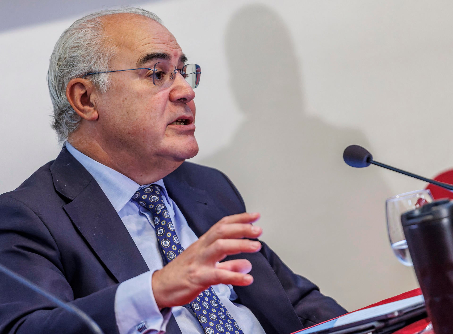 Llarena pide un informe a Mossos y a Interior del operativo que no logró detener a Puigdemont Llarena pide un informe a Mossos y a Interior del operativo que no logró detener a Puigdemont