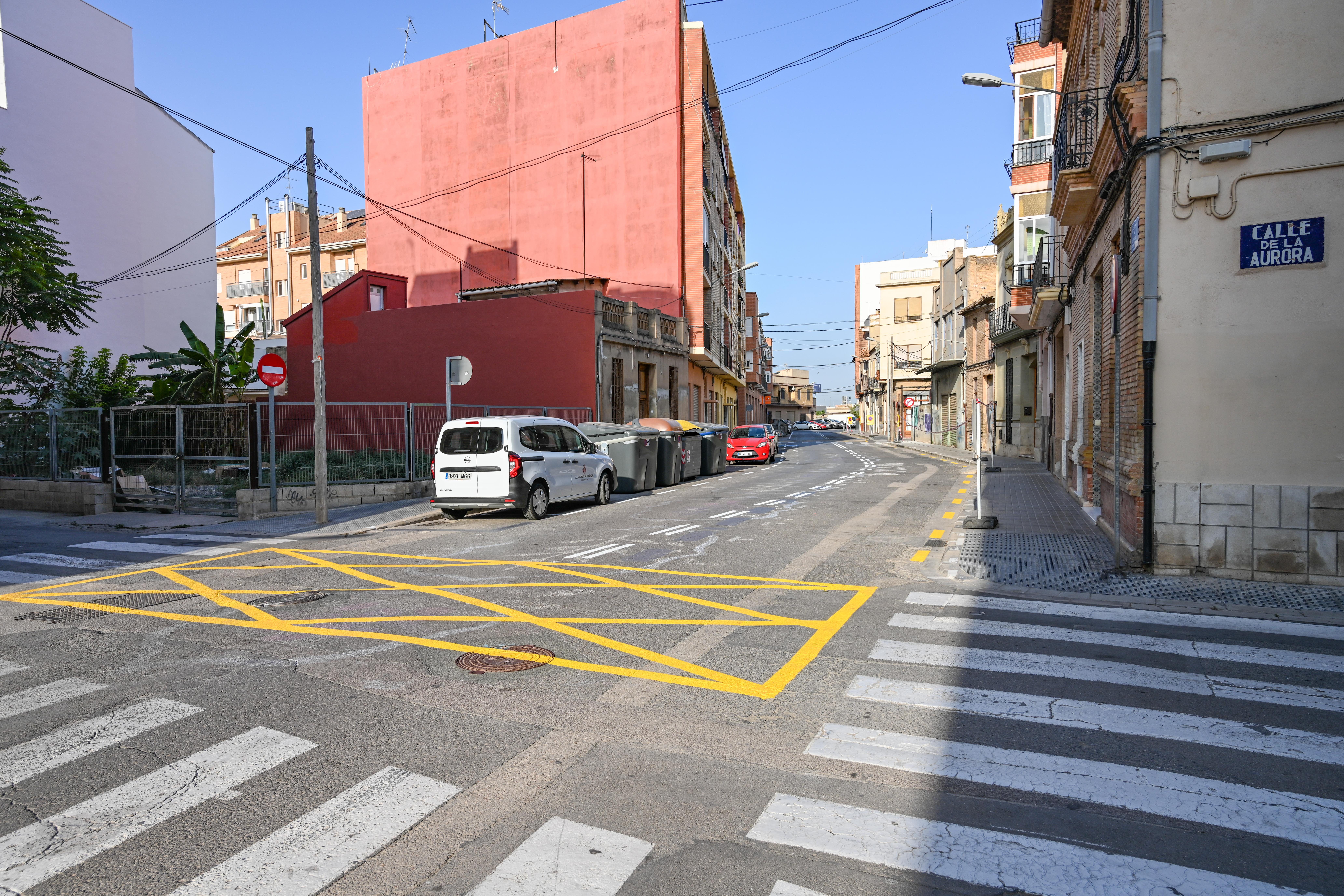 Movilidad reordena y pacifica la circulación en el barrio Castellar-L’Oliveral de València Movilidad reordena y pacifica la circulación en el barrio Castellar-L’Oliveral de València