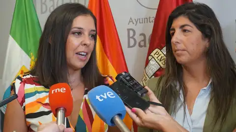 La Junta y el Ayuntamiento de Badajoz buscan fortalecer la colaboración en materia transfronteriza y de emprendimiento La Junta y el Ayuntamiento de Badajoz buscan fortalecer la colaboración en materia transfronteriza y de emprendimiento