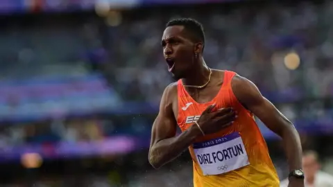 Jordan Díaz celebra su salto en la final de triple salto en París 2024. Jordan Díaz celebra su salto en la final de triple salto en París 2024.