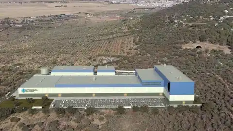 Convalidado el decreto por el que se se declara Proyecto Empresarial de Interés Autonómico el de la Mina de Litio en Cáceres Convalidado el decreto por el que se se declara Proyecto Empresarial de Interés Autonómico el de la Mina de Litio en Cáceres