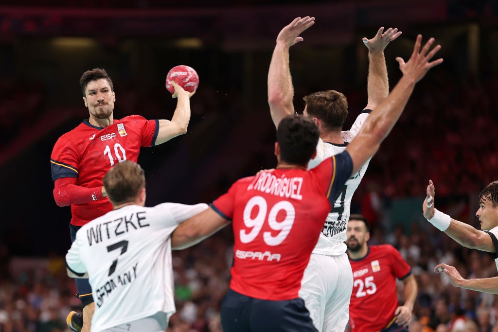 La selección española de balonmano cae por la mínima en semifinales y luchará por el bronce La selección española de balonmano cae por la mínima en semifinales y luchará por el bronce