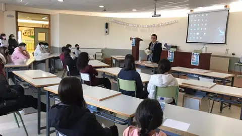 Más de 19.200 alumnos extremeños han participado en los 200 encuentros literarios celebrados durante el curso 2023/2024 Más de 19.200 alumnos extremeños han participado en los 200 encuentros literarios celebrados durante el curso 2023/2024