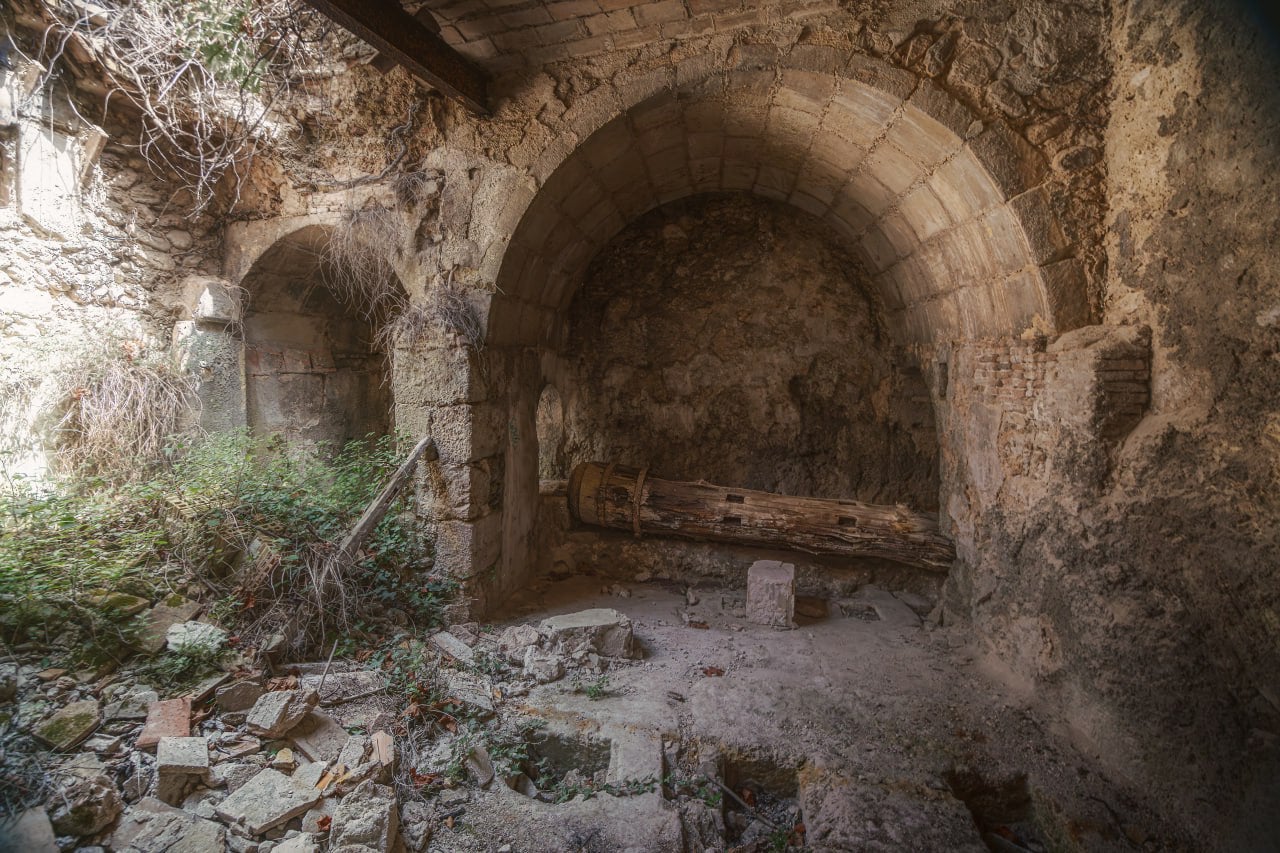 Descubierto el eje de un batán preindustrial durante las obras del Molinar de Alcoy Descubierto el eje de un batán preindustrial durante las obras del Molinar de Alcoy