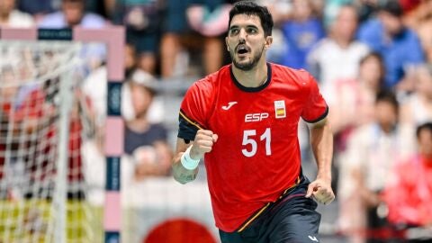 Miguel Sánchez-Migallón en un partido con la selección española