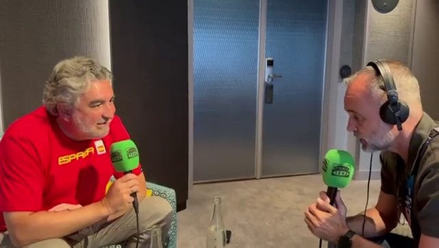 El atleta español Jordan Alejandro Díaz posa con la medalla de oro en el podio de Triple Salto Masculino en el marco de los Juegos Olímpicos París 2024 El atleta español Jordan Alejandro Díaz posa con la medalla de oro en el podio de Triple Salto Masculino en el marco de los Juegos Olímpicos París 2024