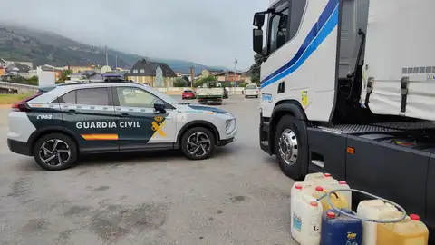 A Garda Civil detén ós autor de roubos de gasóleo en O Barco A Garda Civil detén ós autor de roubos de gasóleo en O Barco