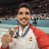 Miguel Sánchez-Migallón con la medalla de bronce Miguel Sánchez-Migallón con la medalla de bronce