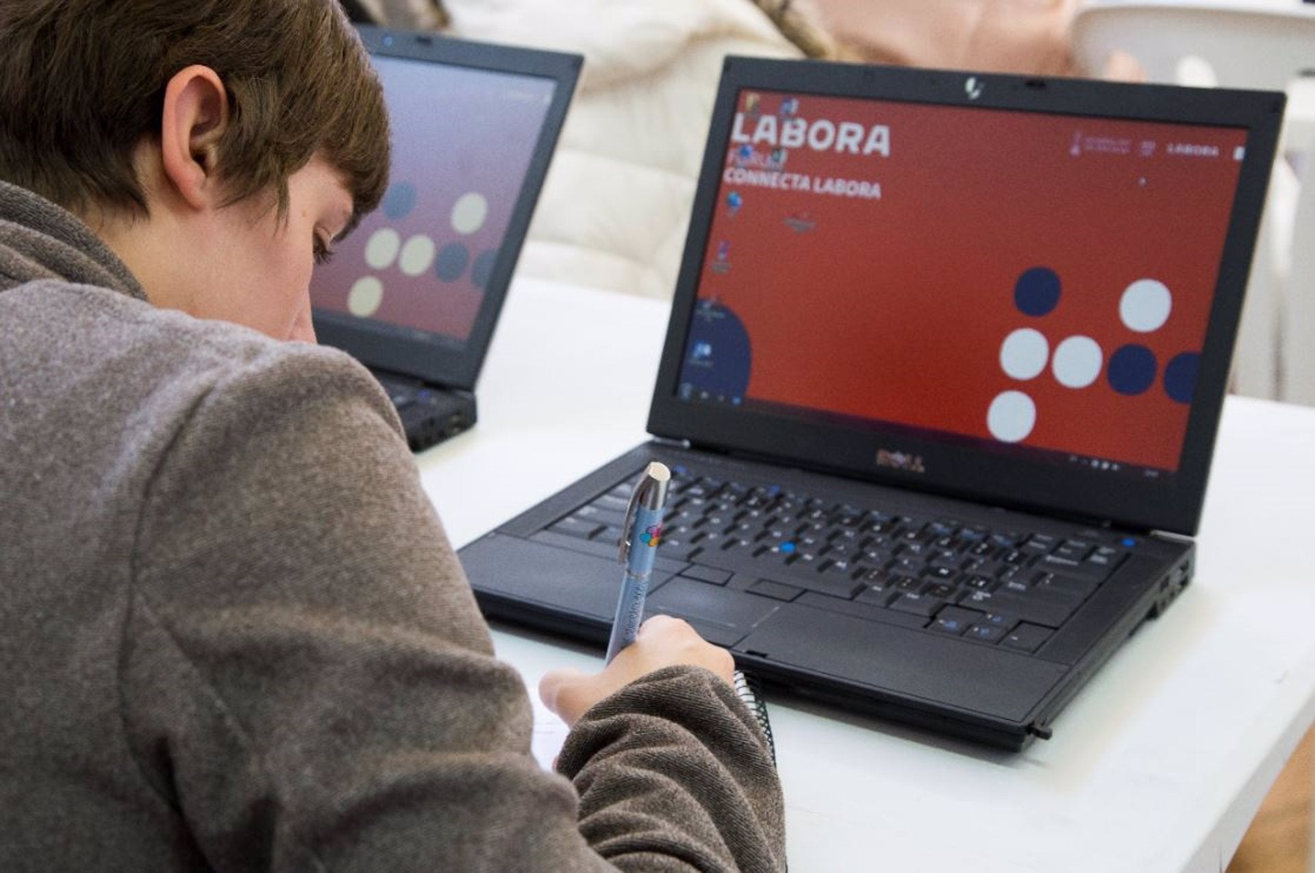 Labora tiene activas más de 2.600 ofertas de empleo y ya supera los 17.000 puestos ofertados en 2024 Labora tiene activas más de 2.600 ofertas de empleo y ya supera los 17.000 puestos ofertados en 2024