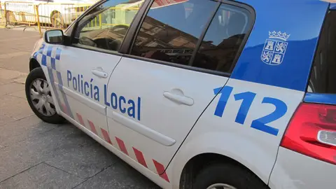 Coche policía local de salamanca Coche policía local de salamanca