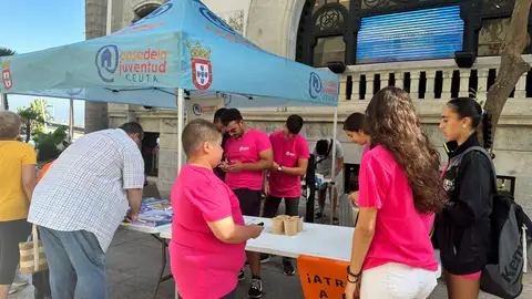 Stand de La Casa de la Juventud Stand de La Casa de la Juventud