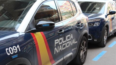 Coches de la Polic&iacute;a Nacional en im&aacute;genes de archivo