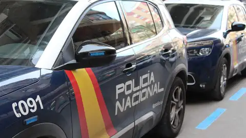 Coches de la Policía Nacional en imágenes de archivo Coches de la Policía Nacional en imágenes de archivo