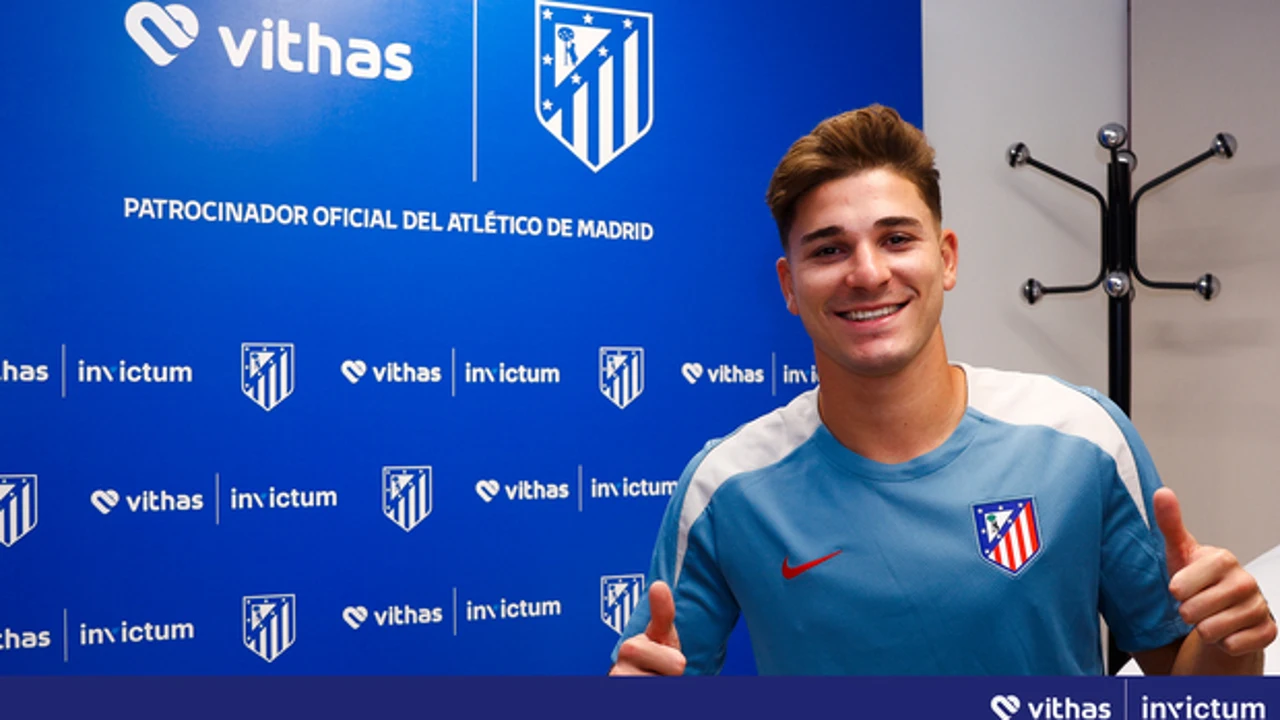 El Atlético anuncia el fichaje de Julián Alvarez hasta 2030