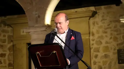 Javier Sanz Serrulla. Pregonero fiestas Sigüenza 2024. Javier Sanz Serrulla. Pregonero fiestas Sigüenza 2024.
