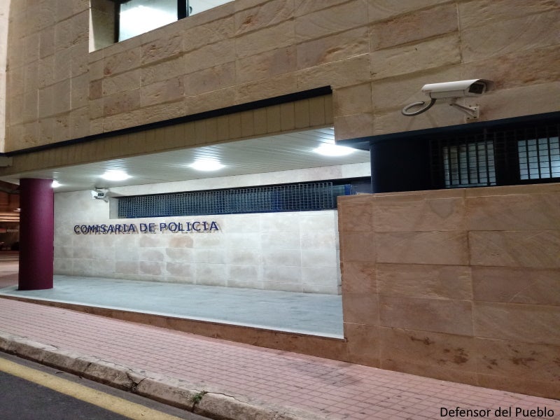 Detienen a un hombre en Ciutadella por tres robos en chalets y tentativa de estafa Detienen a un hombre en Ciutadella por tres robos en chalets y tentativa de estafa