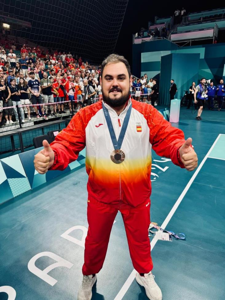 Juan Caamaño, dos juegos olímpicos, dos bronces para la selección de balonmano Juan Caamaño, dos juegos olímpicos, dos bronces para la selección de balonmano