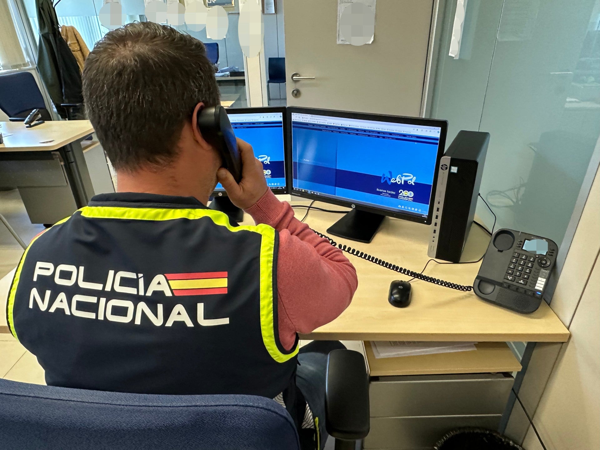 La Policía alerta sobre una nueva estafa telefónica en los comercios de hostelería de Cantabria La Policía alerta sobre una nueva estafa telefónica en los comercios de hostelería de Cantabria